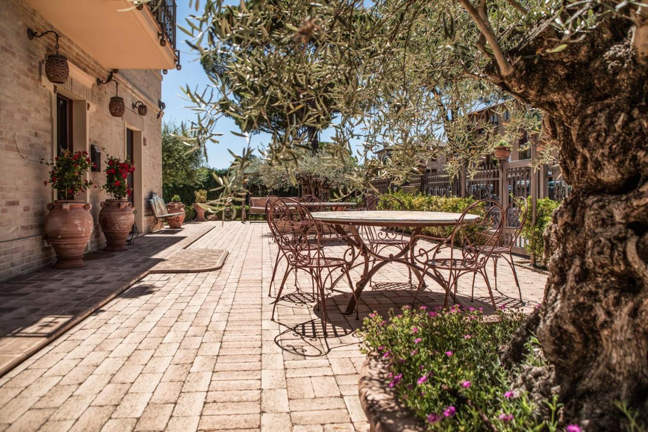 Domus Angeli Hotel Assisi Exterior photo