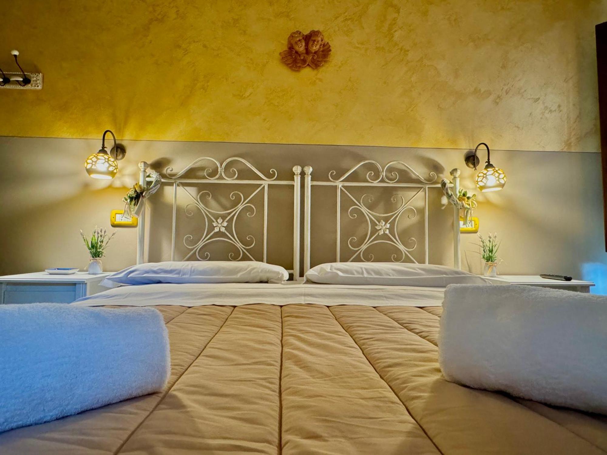 Domus Angeli Hotel Assisi Exterior photo