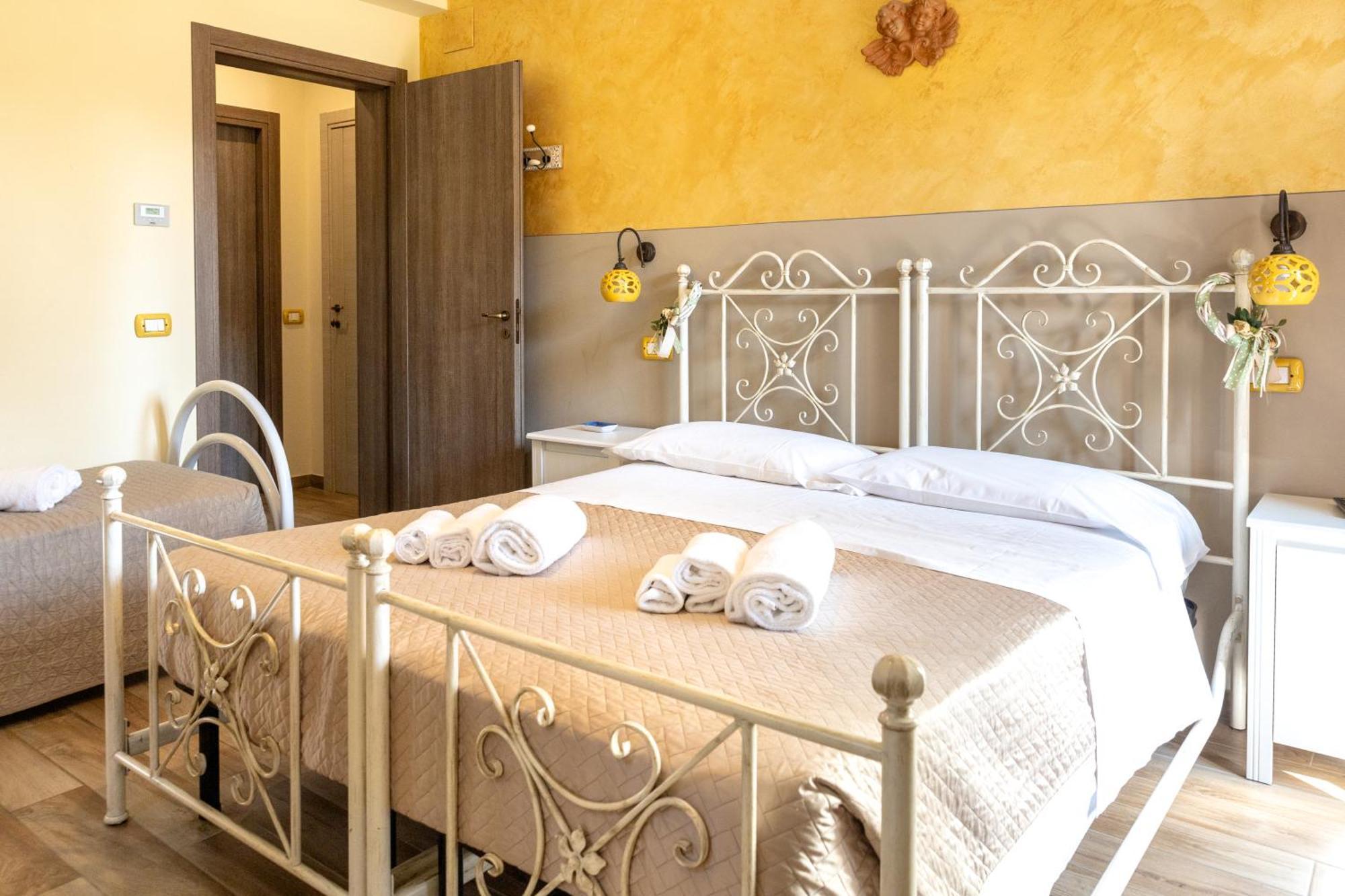 Domus Angeli Hotel Assisi Exterior photo