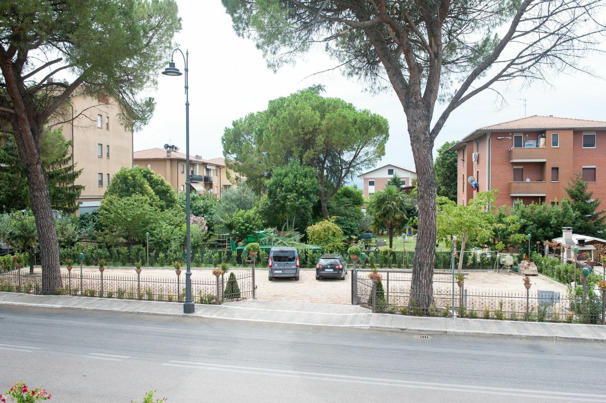Domus Angeli Hotel Assisi Exterior photo